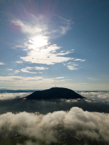 早晨 天空 鸟瞰图 小山 颜色 风景 环境 自然