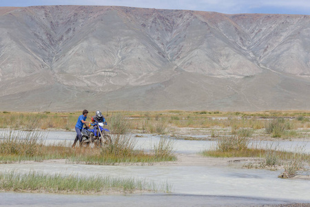 自行车 司机 自由 越野车 旅行 蒙古 极端 朋友 蒙古语