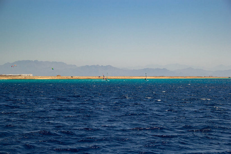 风景 自然 旅行 海滩 波浪 假日 日落 波动 太阳 夏天