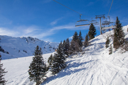 寒冷的 阿尔卑斯山 旅游业 自然 天空 旅行 求助 小山