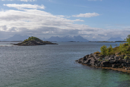 季节 风景 巡航 岩石 峡湾 旅游业 挪威语 房子 美丽的