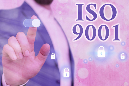 手写文本Iso 9001。概念意义设计帮助组织确保满足顾客的需求。