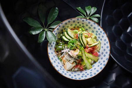 胡椒粉 盘子 开胃菜 平衡的 美食家 饮食 趋势 菠菜 海藻
