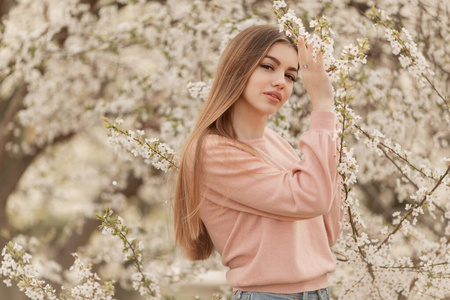 头发 可爱的 夏天 面对 美女 自然 嘴唇 春天 幸福 女孩