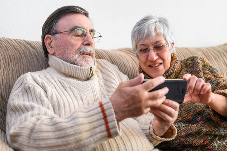 社交网络疾病图片