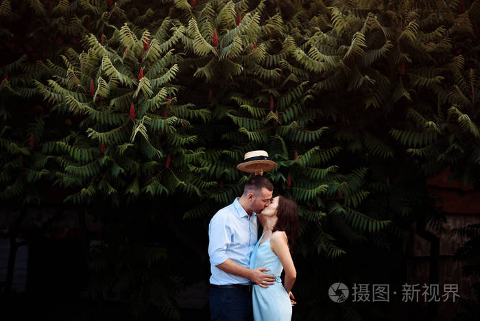 夫妻恩爱幸福夫妻男女家庭关系