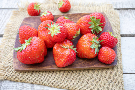 美味的 素食主义者 维生素 甜的 夏天 食物 草莓 甜点