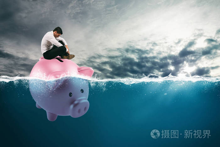 由于危机身陷财务困境的商人处境艰难