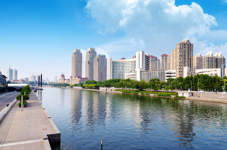 旅游业 天际线 街道 天空 中国人 假日 场景 摩天大楼