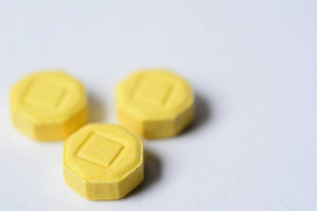 阿司匹林 处方 疼痛 头痛 剂量 颜色 药物 上瘾 疾病