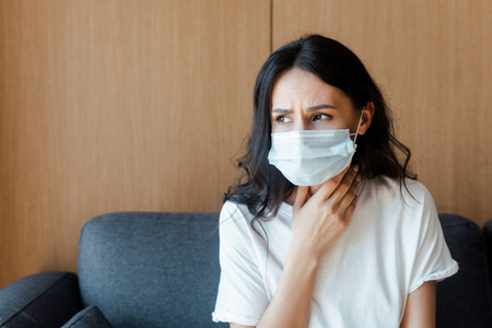 医疗保险 疾病 白种人 情感 女孩 健康 流感 孤独的 复制空间