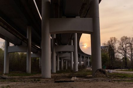 建筑学 旅行 隧道 建筑 城市景观 运输 天桥 古老的 裂纹