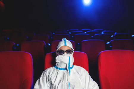病人电影院面具看电影公共病毒