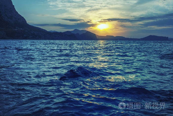 日落 太阳 暮光 早晨 海岸 海洋 风景 美丽的 天空 日出