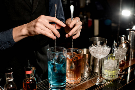 混合威士忌酒图片