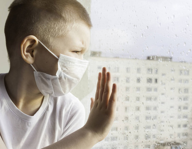 发烧 安全 面对 预防 冠状病毒 房子 呼吸系统 面具 病毒