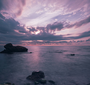 海上日出