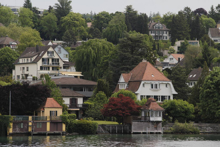 苏黎世湖山图片