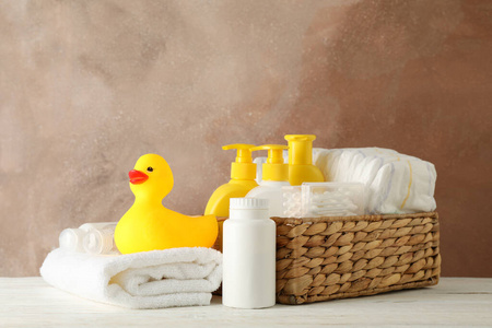保湿霜 篮子 洗发水 瓶子 鸭子 婴儿期 凝胶 玩具 照顾