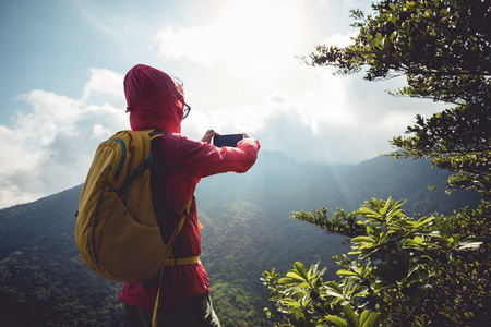 逃走 背包 灵感 中国人 小山 徒步旅行者 徒步旅行 放松