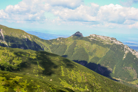 高的 美丽的 天空 山体 草地 冒险 阿尔卑斯山 风景 旅行