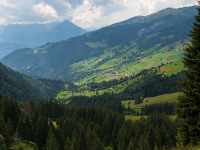 瑞士夏季乡村全景