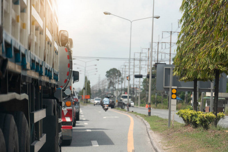 城市 经销商 行业 淡色 街道 小时 旅行 汽车 果酱 穿过