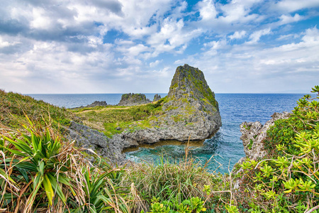 海洋 琉球 美丽的 悬崖 风景 夏天 旅行 假期 海景 波浪