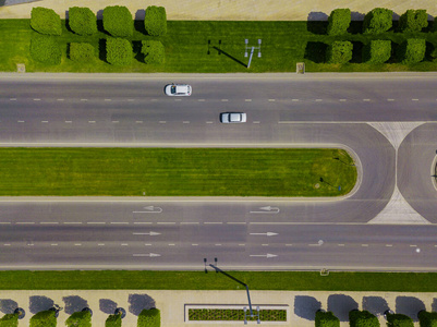 城市道路鸟瞰图片