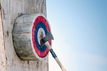 投掷斧头目标图片