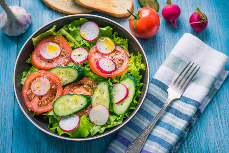 桌子 素食主义者 沙拉 盘子 健康 特写镜头 维生素 食物