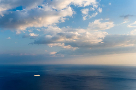 巡航 海景 风景 内衬 夏天 海的 自然 天空