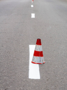 街道 椎体 签名 工作 方向 警告 建设 旅行 危险 标记
