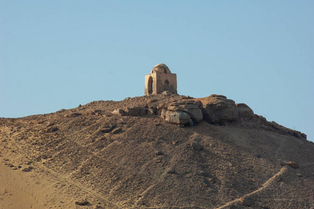 天空 古董 旅游业 埃及 废墟 小山 旅行 陵墓 阿斯旺