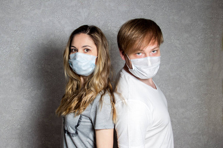 夫妇 空气 女人 成人 冠状病毒 病毒 污染 白种人 保护