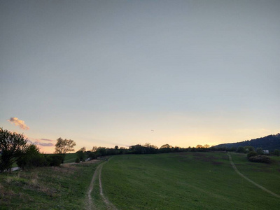 旅行 日落 小山 季节 日出 夏天 乡村 森林 风景 污垢