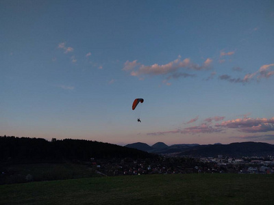活动 天空 乐趣 落下 运动 跳伞 旅行 夏天 自然 闲暇
