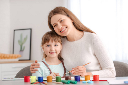 桌子 小孩 女人 调色板 肖像 教训 颜色 导师 女孩 油漆