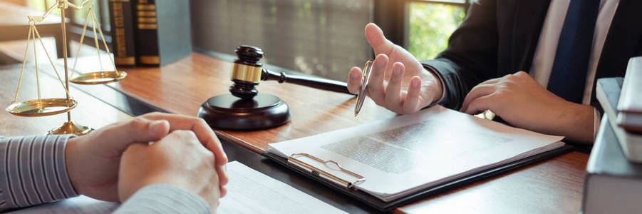 离婚 倡导者 裁判员 解释 处理 防守 案例 铁锤 法院
