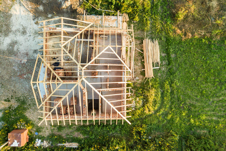 未完成 国家 混凝土 房地产 建造 住房 小屋 真实的 桁架