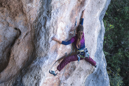 冒险 健身 自然 克服 登山者 肾上腺素 巨石 力量 勇气