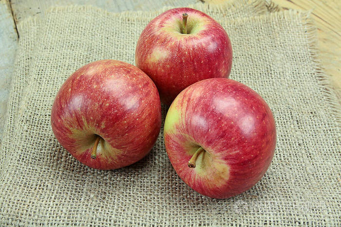 桌子 木材 农业 苹果 植物 美味的 花园 素食主义者 饮食