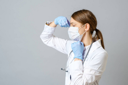 护士 个人防护用品 流行病 白种人 面对 光晕 制服 流感