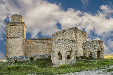 西班牙 石头 古董 要塞 遗产 旅行 历史 废墟 夏天 天空