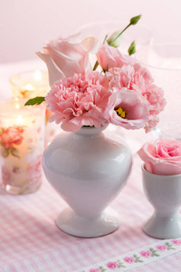 粉红色 卡片 花瓶 礼物 花瓣 餐厅 开花 柔和的 紫色