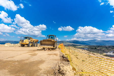 生产 地球 岩石 倾倒 挖掘机 建设 开车 机械 车辆 矿物