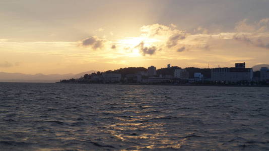 旅游业 太阳 旅行 海洋 夏天 海滩 自然 假日 风景 假期