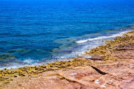 岩石 海滩 阳光 目的地 马耳他 地中海 海景 风景 海滨