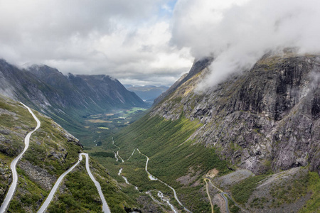旅游业 开车 冒险 全景 斯堪的纳维亚 拖钓 阿尔卑斯山