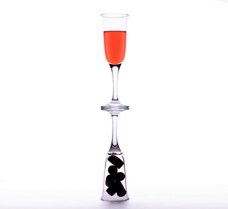 玻璃杯 聚会 酒吧 餐厅 鸡尾酒 空的 液体 酒精 饮料